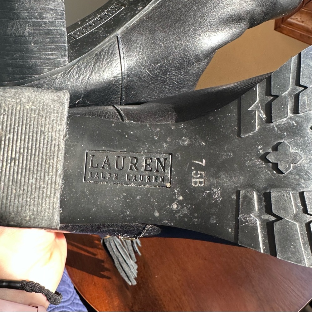 Lauren Ralph Lauren Carah Ankle Boots Black Leather Sz 7.5 Quiet Luxury - Picture 6 of 8